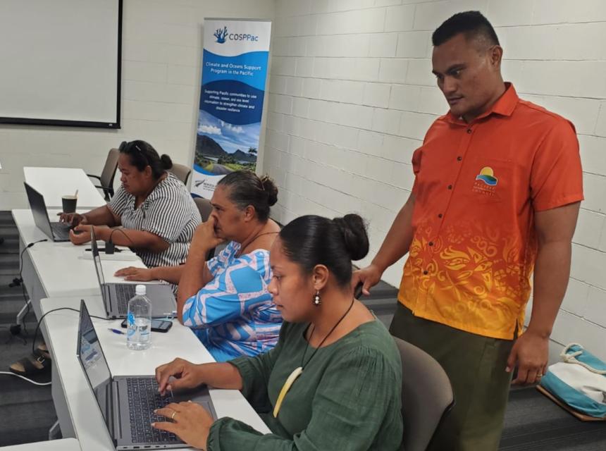 Tokelau Met Service training